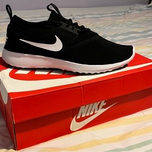 Women's Nike Running Shoes